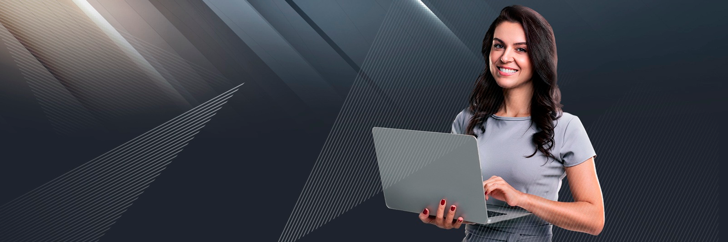 joven femenina gestionando su negocio gracias a Claro Cloud joven femenina gestionando su negocio gracias a Claro Cloud